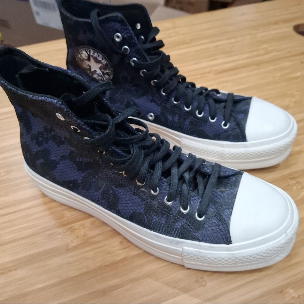 Converse Chuck Taylor All Star Floral High Top Uncharted Waters Navy Women's 9